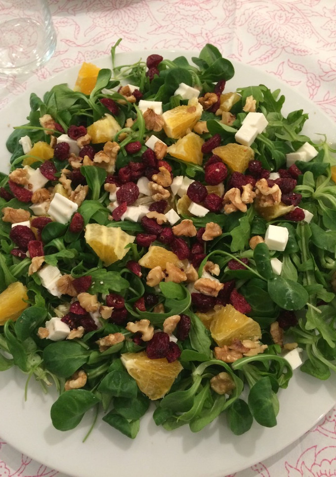 Una foto de Ensalada con frutos secos