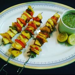 A picture of Aloo Tikka.