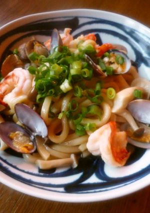 A picture of Seafood Yaki Udon.