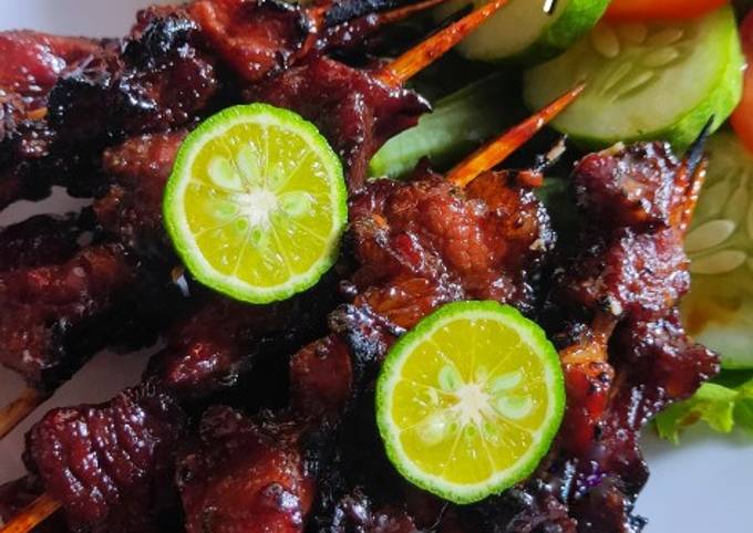 Cara Gampang Menyiapkan Sate Daging Sapi Empuk yang Enak