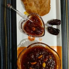 A picture of Dates chutney.