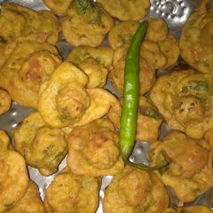 A picture of Lotus seeds / makhana.