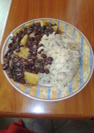 A picture of Rice and bean stew.
