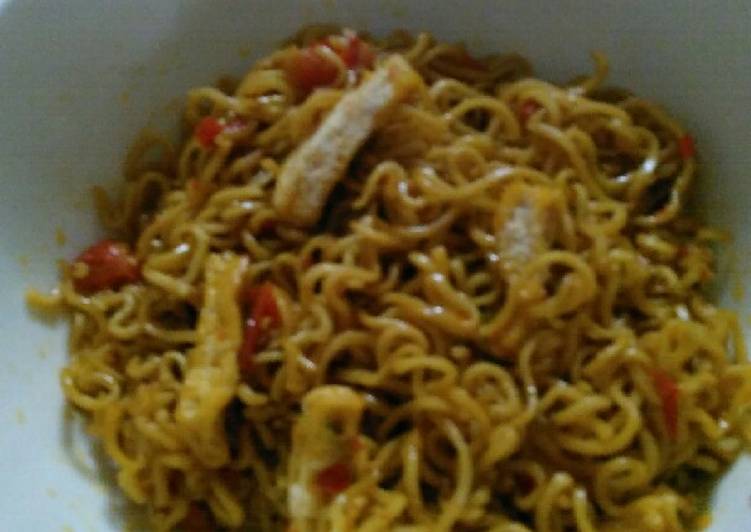 Resep Oseng mie pedas manis yang Enak