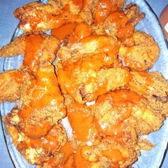 A picture of Hot Buffalo Crispy Chicken wings.