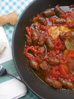 A picture of Fried Chipotle Sausages & Peppers (Spetsofai).