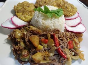 Una foto de Ropa vieja estilo Isa