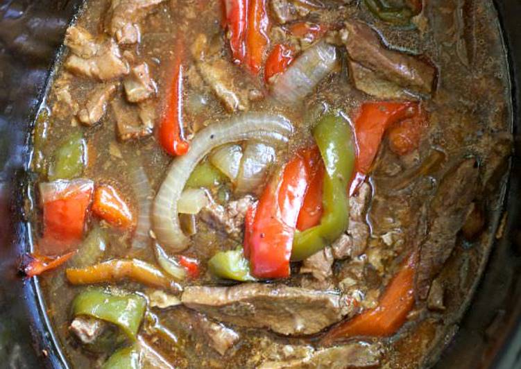 How to Prepare Appetizing Slow Cooker Pepper Steak