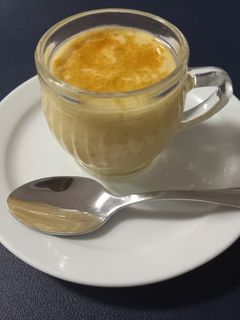 Una foto de 250. Postre de kiwi y mango