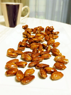 A picture of Easy Sweets: Caramelized Almonds.