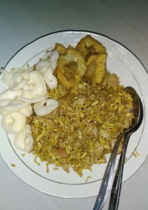Foto resep 13. NAGOMI (nasi goreng mie)