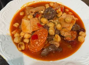 Una foto de Callos de ternera con garbanzos