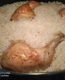 Κοτόπουλο (μπούτια) με ρύζι στο φούρνο!