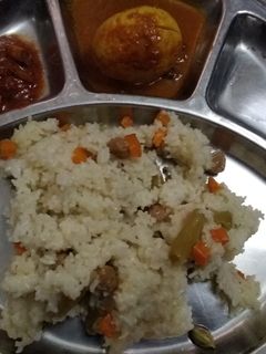 வெஜ் புலாவ் (Veg pulao recipe in tamil) செய்முறை முக்கிய புகைப்படம்