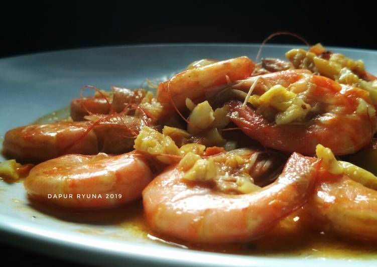 Bagaimana Menyiapkan Udang Goreng Tamarind dalam 15 menit yang Lezat