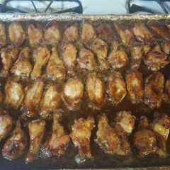 A picture of Honey Onion Chicken Wings.