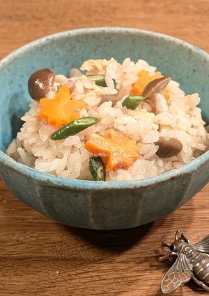 A picture of ★Rice cooked with chia seeds and vegetables★.