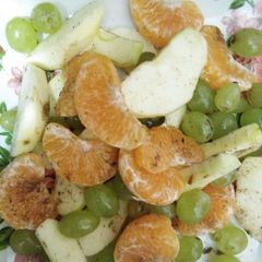 A picture of Fruit chaat.