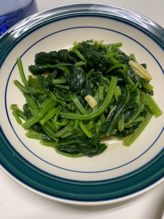 蒜炒菠菜 的食譜成品照片