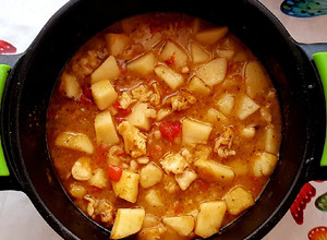 Foto principal de Patatas guisadas con merluza