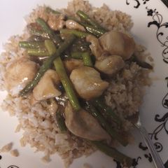 A picture of Chicken and Asparagus Lemon Stir Fry GF DF.