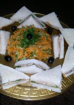 A picture of Tuna sandwiches.