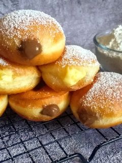 Foto resep DONAT/BOMBOLONI EMPUUK ISI VANILA & COKLAT CREAM CUSTARD