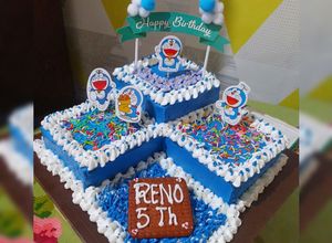 Foto resep Kue ulang tahun tumpuk susun segi empat
