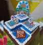 Bagaimana Menyiapkan Kue ulang tahun tumpuk susun segi empat, Bikin Ngiler