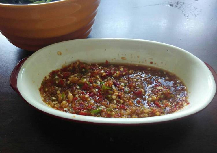 Sambal bawang merah segar