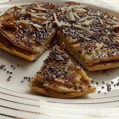 A picture of Oats banana pan cake.