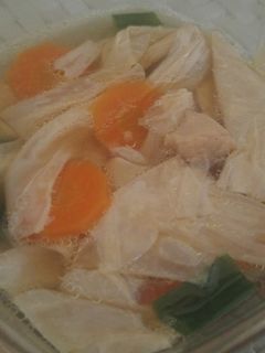 Foto resep Bean Curd and Chicken soup with carrots