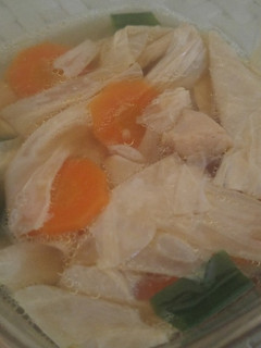 Foto resep Bean Curd and Chicken soup with carrots