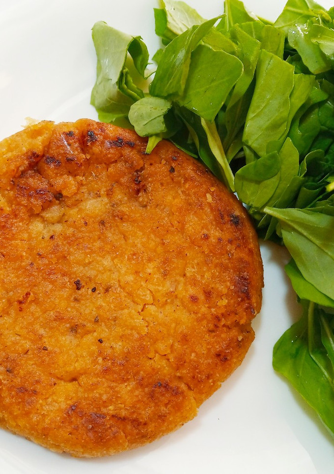 Una foto de Medallones de proteína de arveja texturizada: sin gluten y vegan