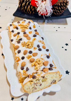 Una foto de Budín Inglés Navideño con Chips de Chocolate, Naranja y Frutas Secas
