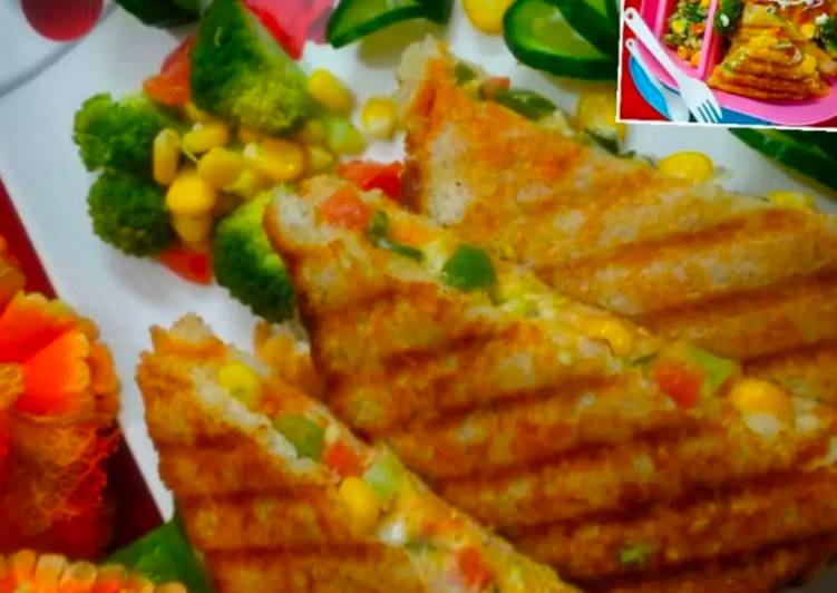 Steps to Make Speedy Healthy Grilled  Corn Capsicum Broccoli Sandwich