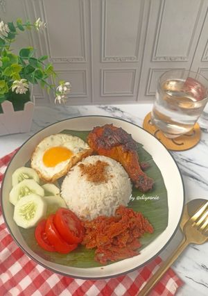 Foto resep Nasi Lemak Malaysia #500
