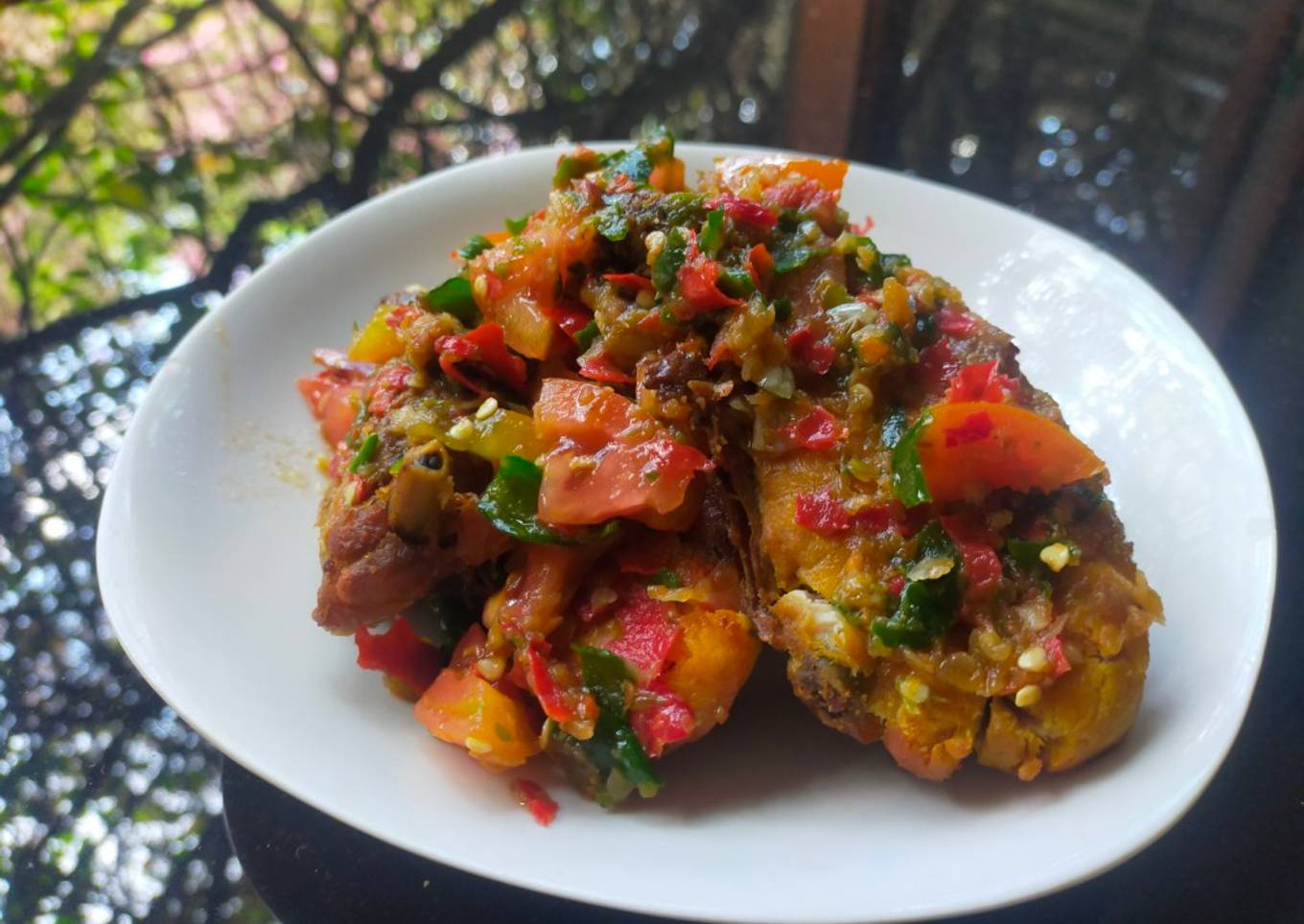 39. Ayam Goreng Sambal Pecak