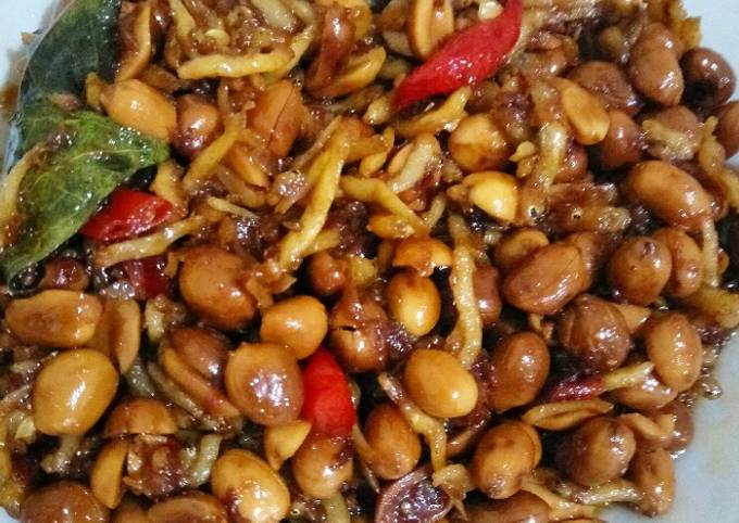 Sambal Teri Kacang Goreng Asam Jawa Pedas