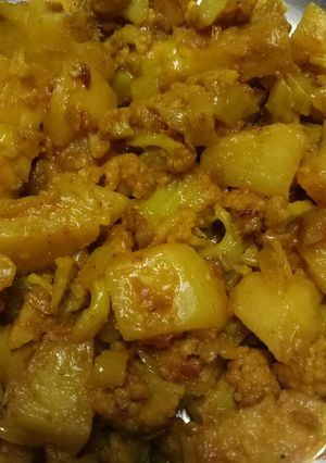 A picture of Cauliflower potato veg.
