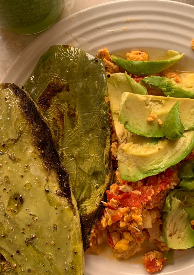 Una foto de Huevos a la mexicana KETO para el ayuno intermitente