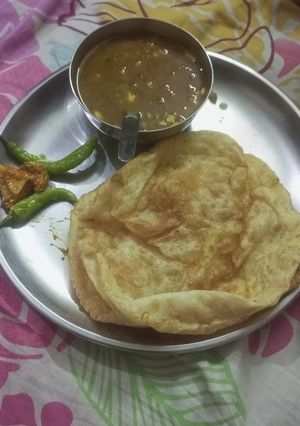 छोले भटूरे (chole bhature recipe in Hindi) रेसिपी मुख्य फोटो