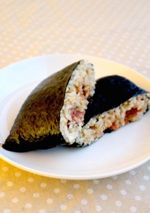 A picture of Cooking Papa's Original Onigirazu.