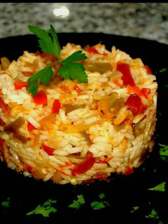Una foto de Arroz con verduras y romero🍴