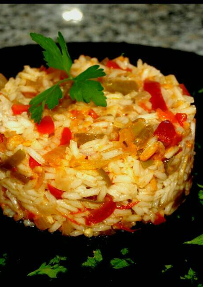 Una foto de Arroz con verduras y romero🍴