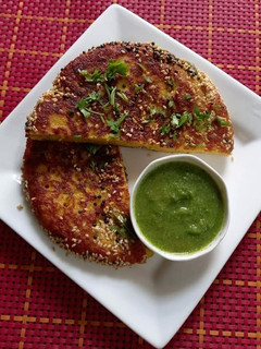 पैन पिज़्ज़ा (pan pizza recipe in Hindi) रेसिपी मुख्य फोटो