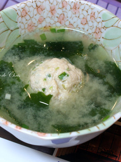 【醍醐味】雞肉丸子味噌湯 的食譜成品照片