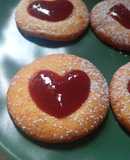 Μπισκότα καρδιάς με μαρμελάδα φράουλα 🍓♥️♥️