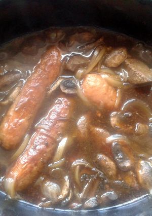 A picture of Slow-cooked liver and sausage.