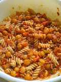 Pasta con garbanzos